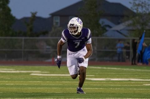 Elgin High School varsity football senior linebacker Derrius Holiday looks to make a play on defense Friday, Sept. 1 during the Wildcats’ dominant 47-0 home win versus Austin Akins High School. Photo by Marcial Guajardo